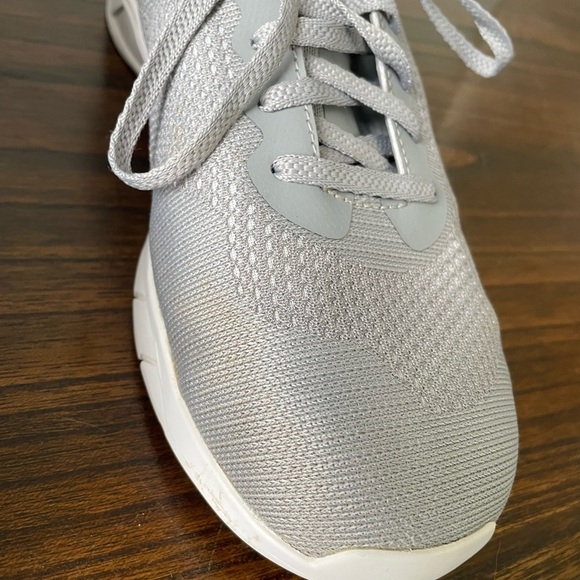 Hylete, 8.5, Circuit II Gray Vibram Sole Ortholite Insole CrossFit Gym Trainers - Picture 2 of 13